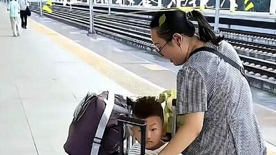 湖北母子千里赴藏寻夫，一场精心筹备的团圆惊喜，却成无休止争吵