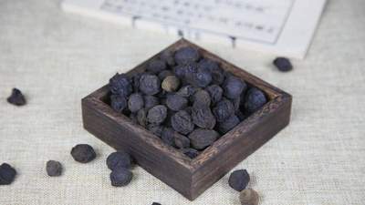药食推荐丨7月准备开启三伏天“副本”,这种小黑果助你稳稳“通关”