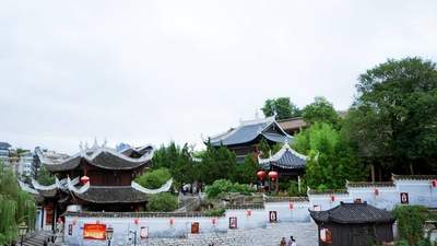 想找西部避暑好去处?来贵阳体验不吹空调还得盖被的清凉夏夜