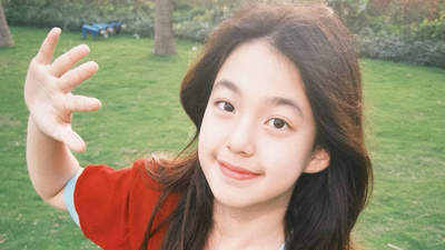 刘畊宏晒女儿13岁生日照 小泡芙亭亭玉立惹人爱