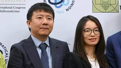 菲尔兹奖得主邓煜的数学研究，竟和围棋、短视频有这样的关联？来看看他的“非典型”学术之旅