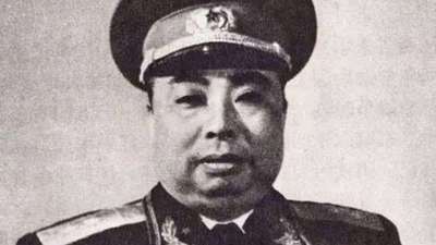 吴法宪济南晚年平淡度日 2004年葬礼上千人送别 临终盼归乡魂归故土
