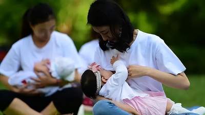 宝妈别因外界眼光动摇喂宝宝的选择 多元声音讨论母乳与奶粉喂养的暖心感悟