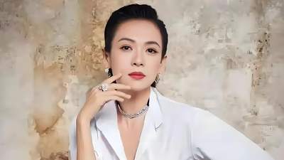深夜温网现场偶遇抖森 章子怡晒与好友观赛互动随拍
