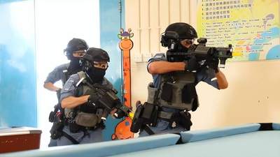 港警采购新枪体验升级 本土量身定制装备获多方青睐 多国警务部门重新审视全球供应链布局