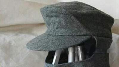 八路军帽子上的两粒扣有什么作用?看完就知道有多高明了