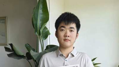截肢、奥赛银牌、清华强基：一个独臂少年的成长，给所有焦虑家长的一记提醒