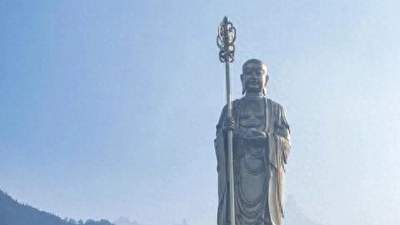 说一件很玄乎的真实小事：去过九华山的人，往后日子真的悄悄顺了