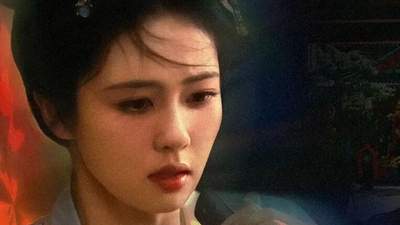 内娱这条赛道，挤满顶流小花