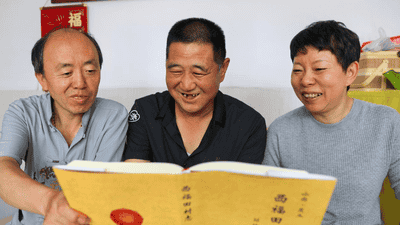 七年纸笔 半生乡愁！山西灵丘八旬老党员手写六百年村史