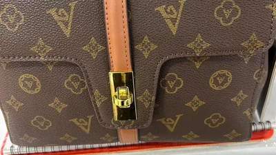 LV起诉宁波一百货店，店主：进货来源合法