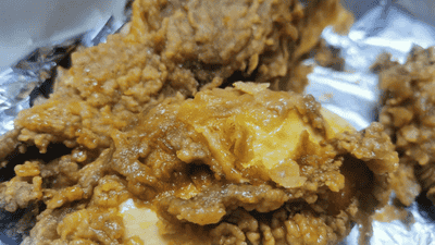 手把手教你在家炸出外脆里嫩的香辣脆皮炸鸡 从腌料配比到裹粉炸制全流程详解