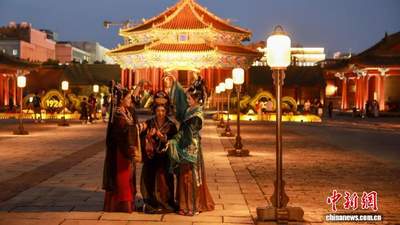沈阳故宫暑期限定夜场开演 多元民俗互动等你沉浸式体验清代宫廷夜宴