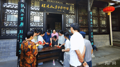 阜阳市颍东区：公益剪纸体验 推动文化遗产双向赋能