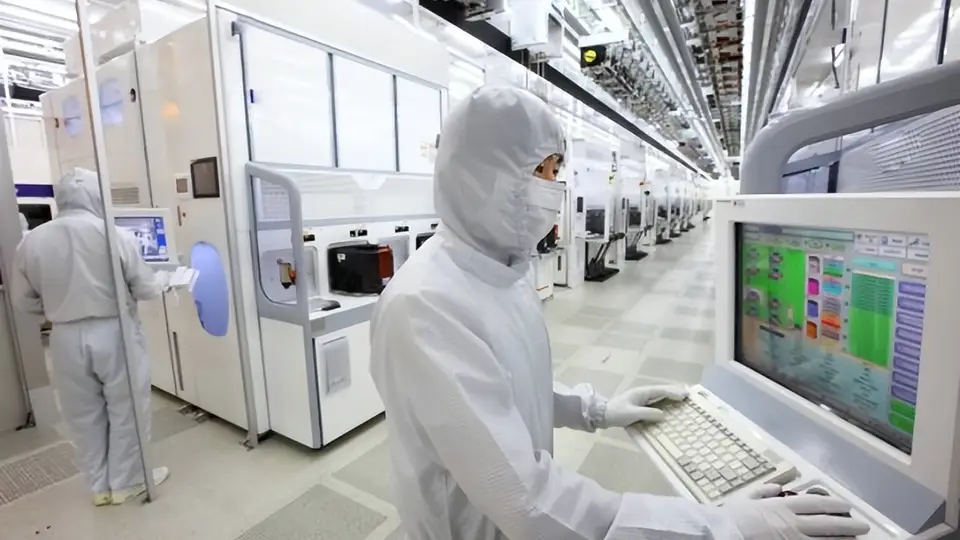 美国终于出手！正在做空韩国经济，中国意外躺赢？