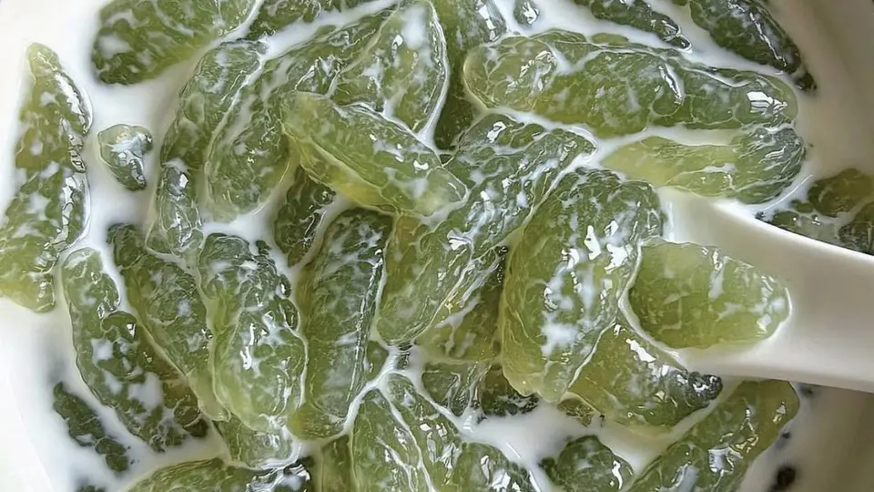 一碗黄瓜阿达子,清凉解暑的家常美味