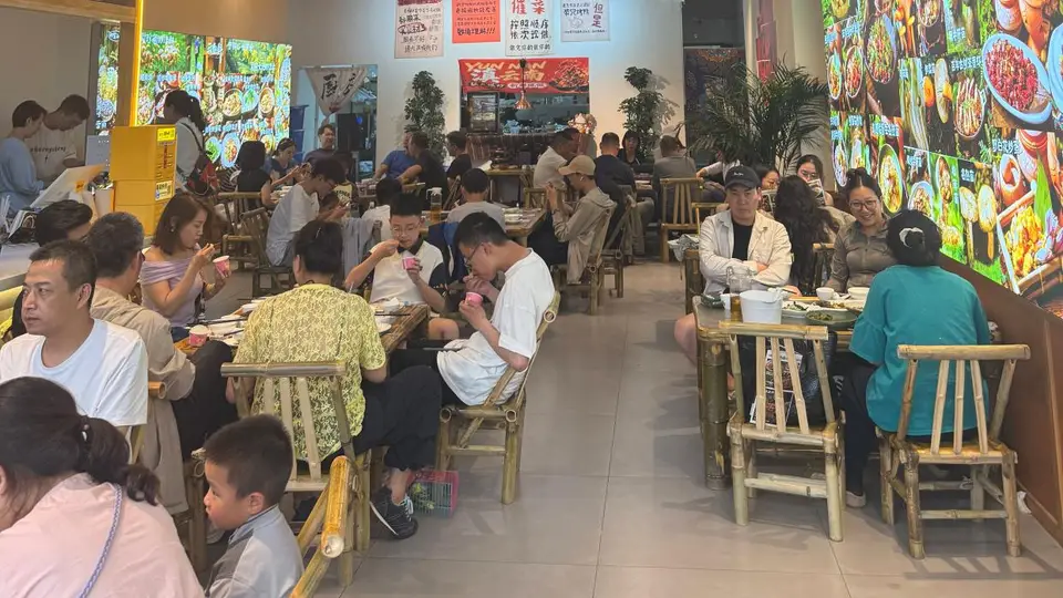 来丽江古城区找地道边境菜？跟着本地人的口碑选店不踩坑