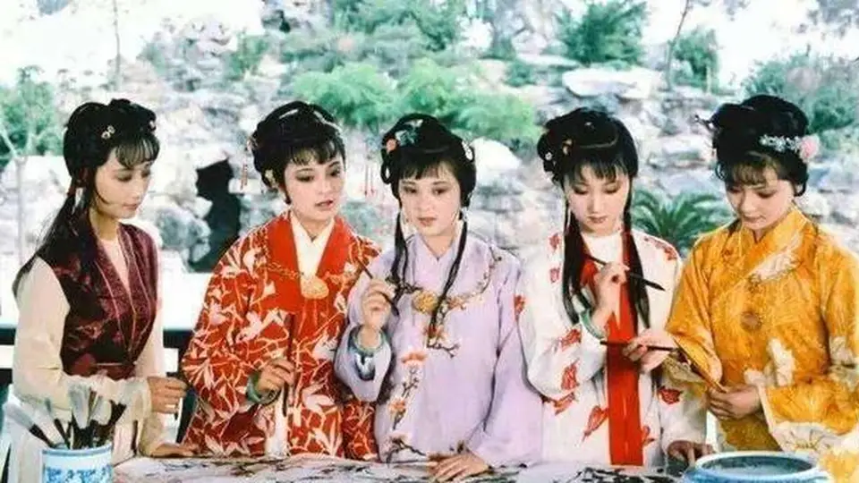 逛红楼里的世态人情 见证家族起落藏着的冷暖真意