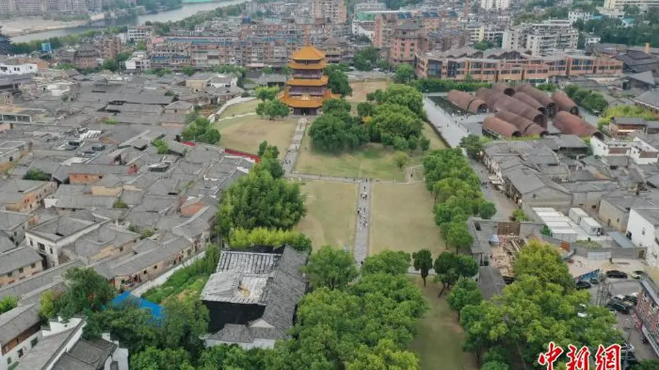 来景德镇体验手工瓷技艺,亲手触摸千年窑火留下的文化温度