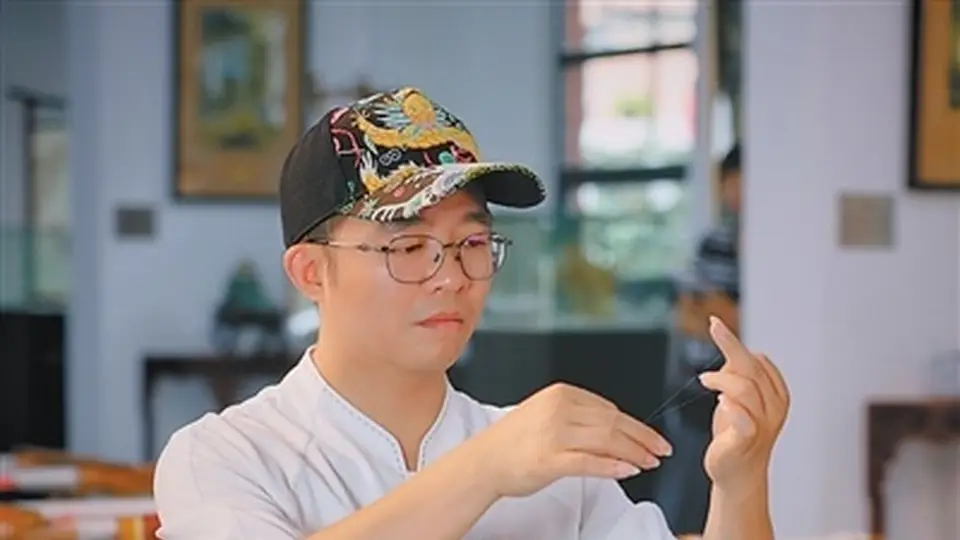 广绣传承人王新元:用指尖针脚绣出时代文化新画卷