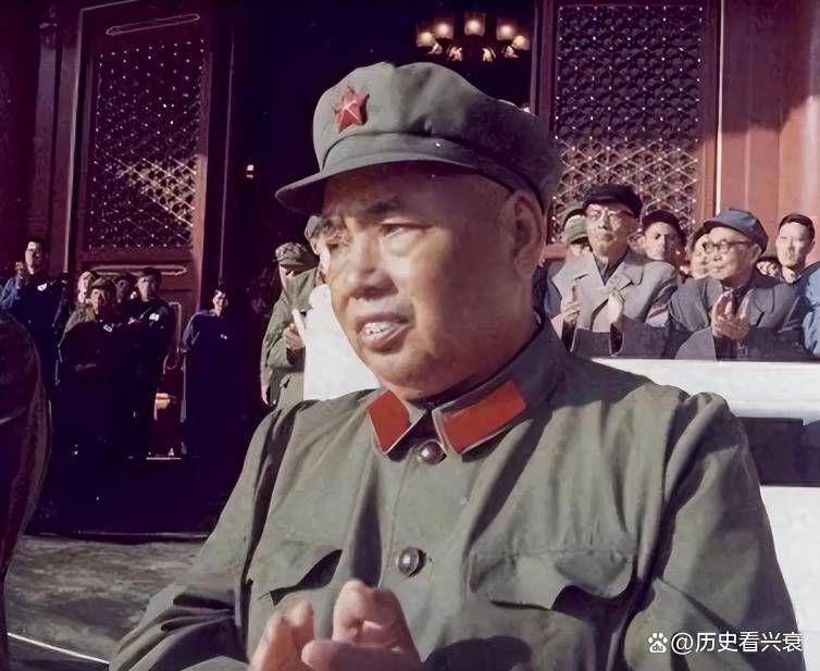许世友呵斥新来的师长，得知对方身份后，态度却一百八十度大转弯